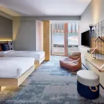 Ξενοδοχείο Moxy Luxembourg Airport 3*
