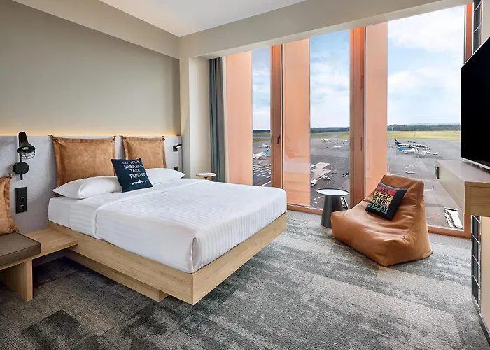 Отель Moxy Luxembourg Airport Sandweiler